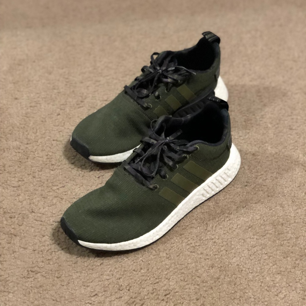 Adidas NMD R2
